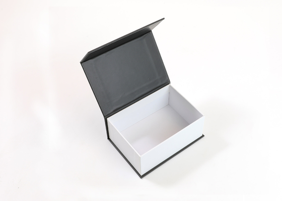 Closed Rigid Paper Magnetic Packaging Box 3.4mm Thickness For Skincare Products